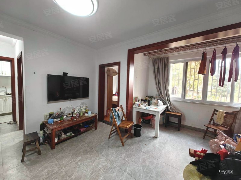 江晖苑 有电梯 南北通透 装修好 楼龄新,江晖苑二