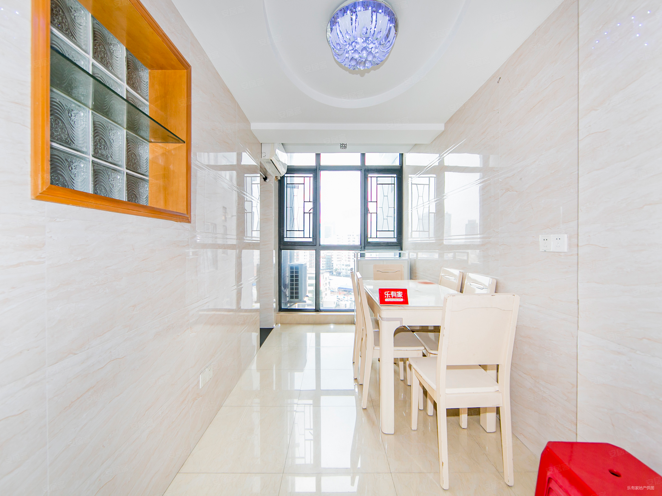 绿景香颂花园4室2厅2卫88.62㎡南北388万