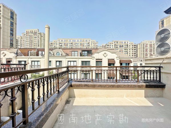 中国铁建香榭国际4室2厅2卫112.43㎡南北500万
