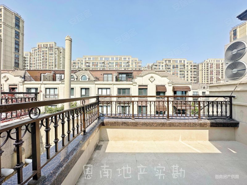 中国铁建香榭国际4室2厅2卫112.43㎡南北500万