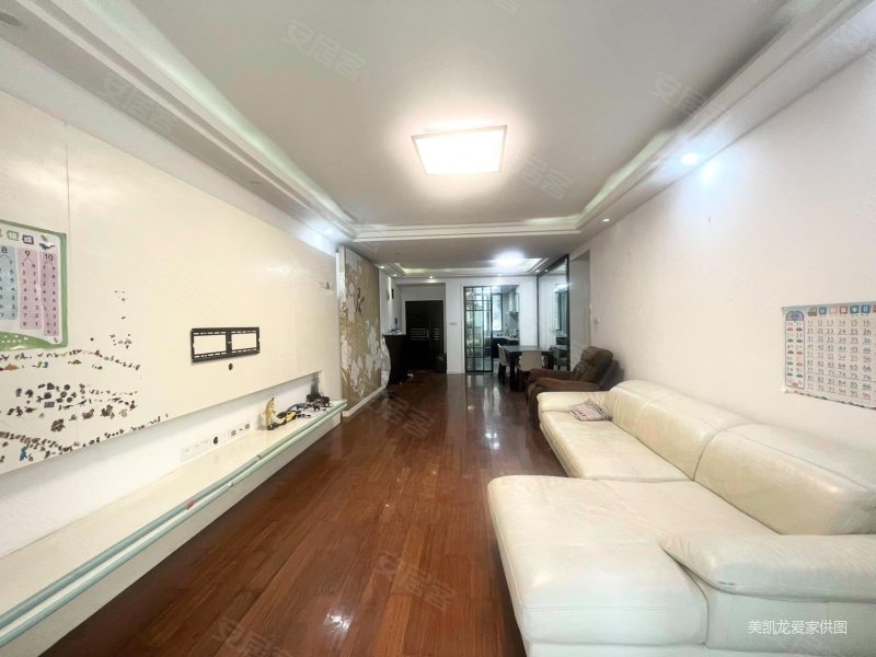 新华世纪园 南北两房带车位,精装,拎包入住