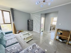 龙口东海官道街海润豪景电梯精装2居,门口五号岛夜市,可日租月租出租房源真实图片