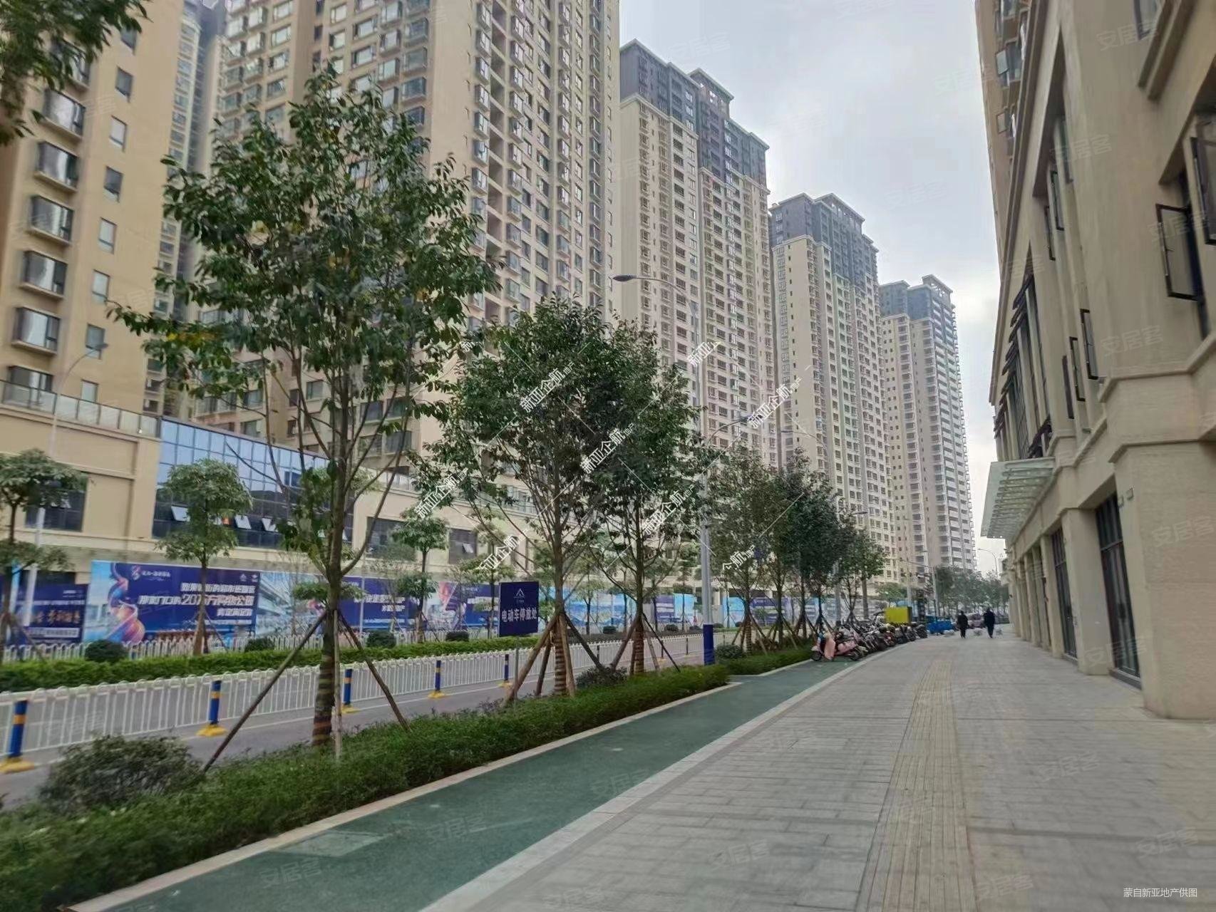 七彩滇南第壹城