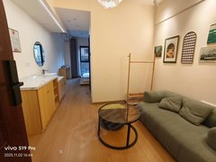 庆阳西峰西峰城区市医院，附二小六中附近！精装公寓！出租房源真实图片