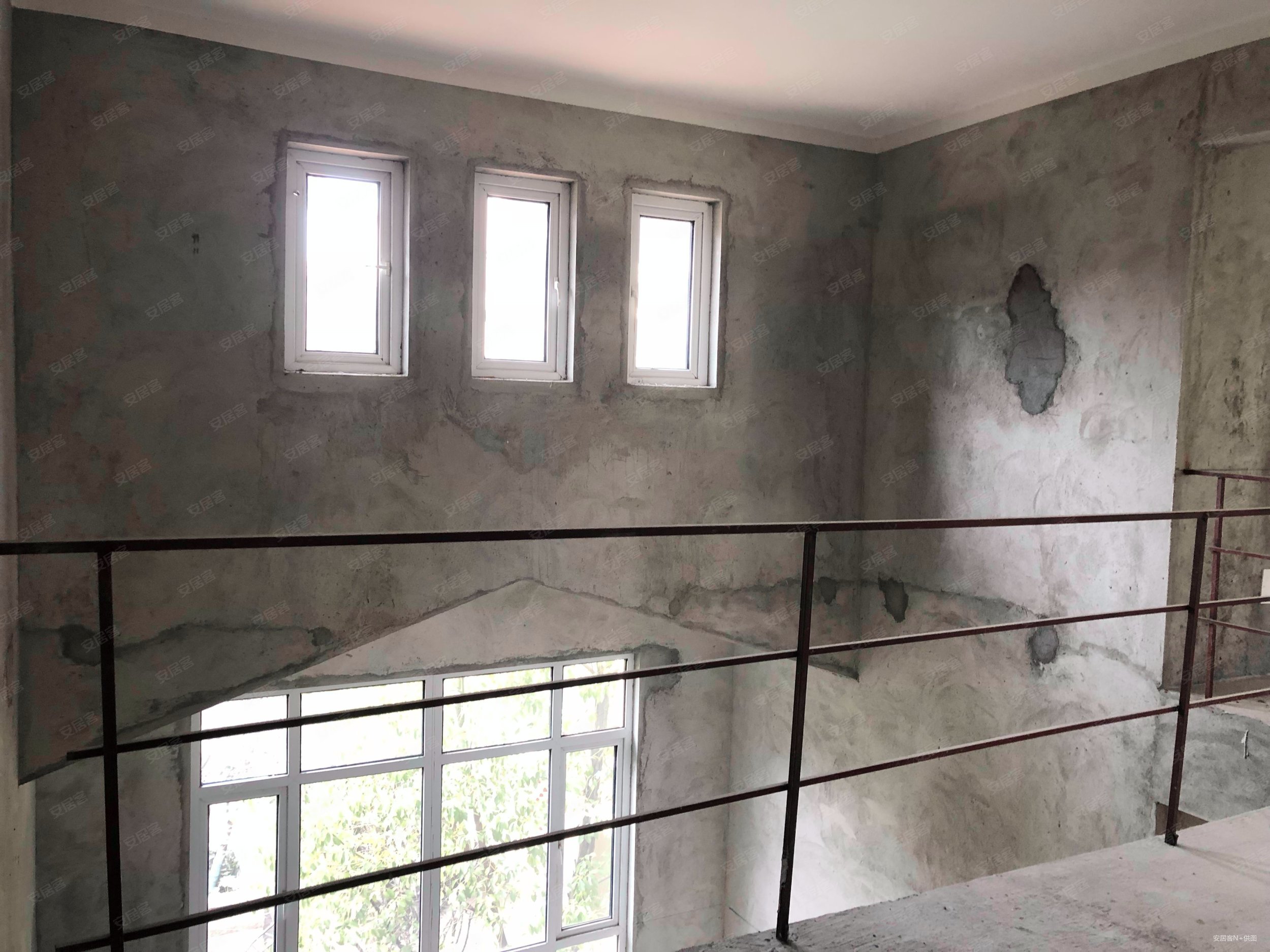 珑璟轩(别墅)4室2厅2卫163.05㎡东南245万