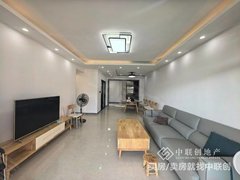 阳江阳春春城镇东湖三房 家私家电齐全 电梯南向靓楼层 租金1500元出租房源真实图片