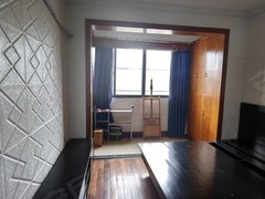 大悦城旁丨海联公寓丨一室一厅丨房间干净丨诚意出租丨看房有钥匙