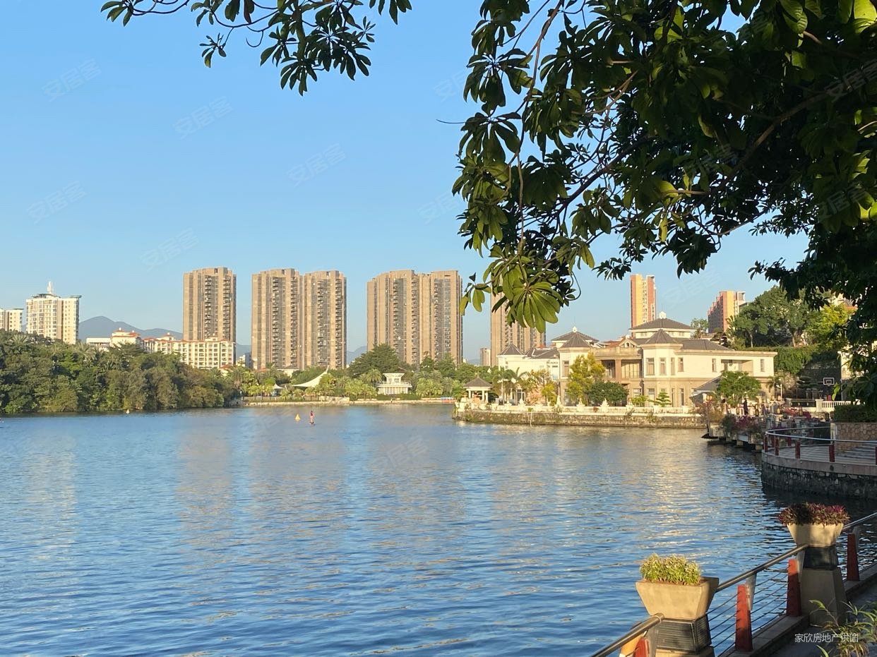 三正半山豪苑别墅