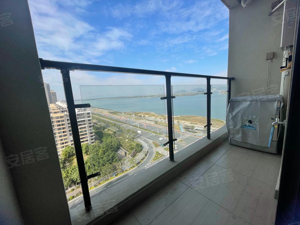 珠海金湾航空新城碧桂园华发滨海天际滨海天际绝美海景房出租,业主