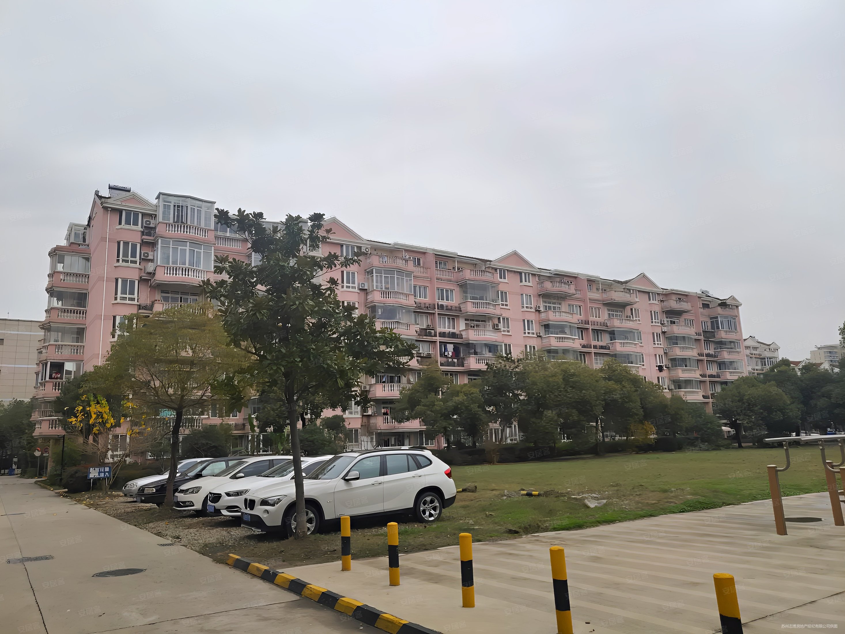 贵都花园3室2厅2卫122.89㎡南北376万