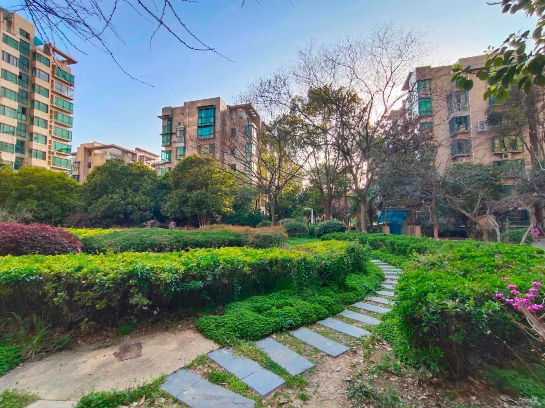 仁恒翠竹园4室2厅2卫171.68㎡南北727万