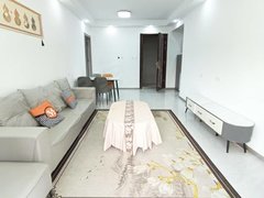 张家港塘桥塘桥中心出租，碧桂园两室精装修，大润发旁，停车方便，交通方便拎包入住出租房源真实图片