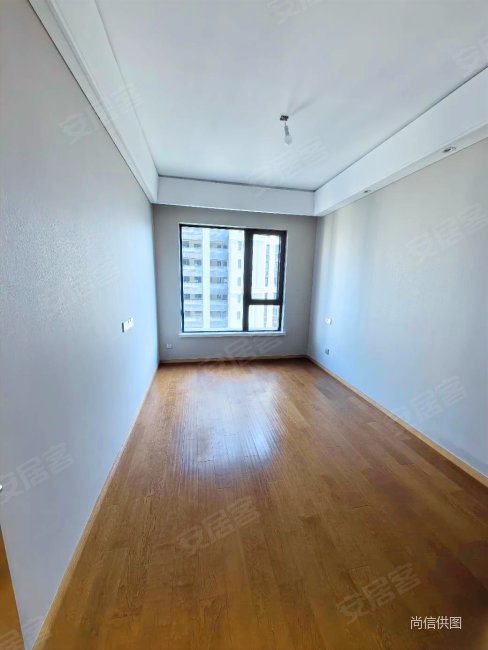 海珀星晖花园 户型方正 空置 中楼层 地铁s3号线