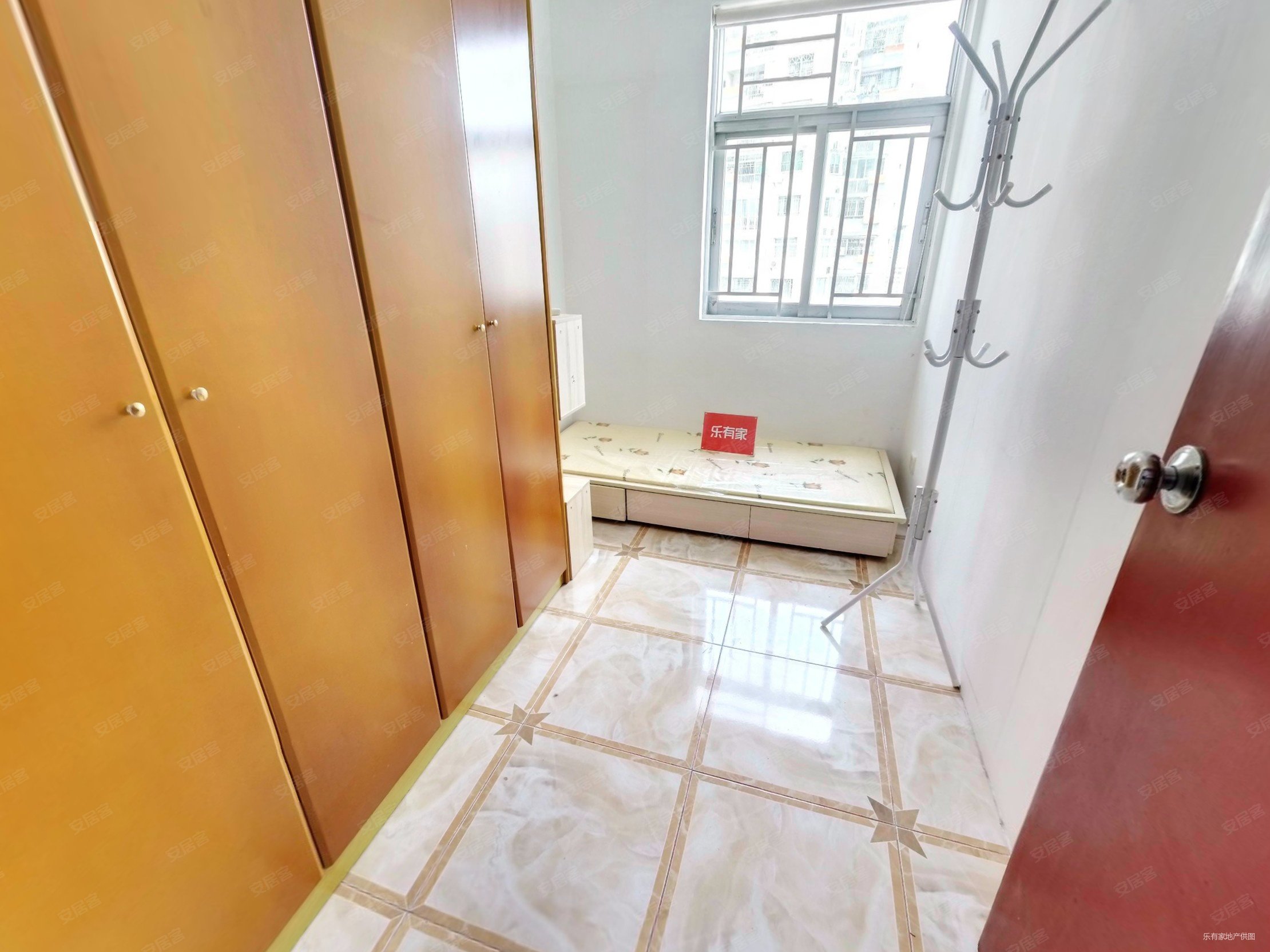 百花公寓一期3室2厅1卫107㎡南北950万