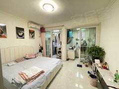 西安未央二府庄龙首原地铁口  精装修一室  家具全配领包入住随时看房出租房源真实图片