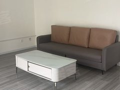 沂南城区德福商贸城正阳华府，一室一厅一卫拎包入住月租1000出租房源真实图片