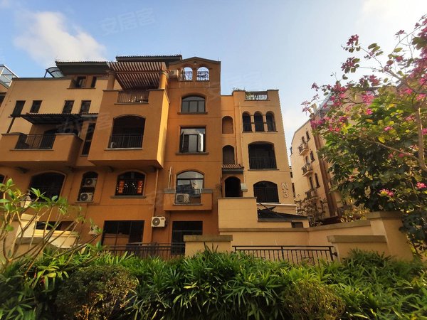 广州黄埔永和开发区万科山景城万科山景城 下叠带花园 四房两厅三卫