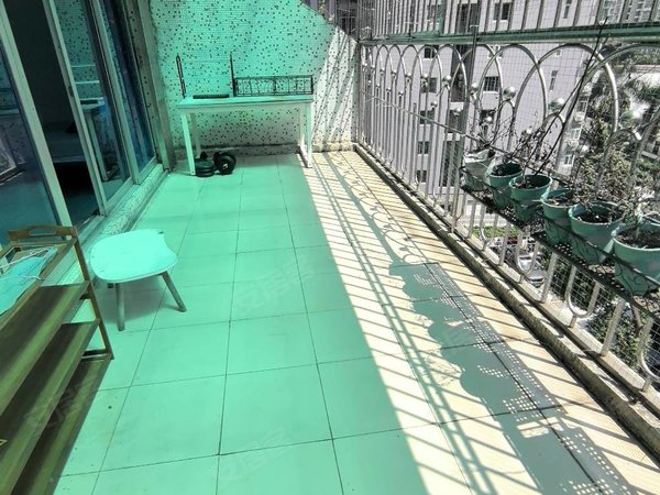 深圳福田莲花村福莲花园两层复式带花园,五房格局,可以住家,宿舍,合租