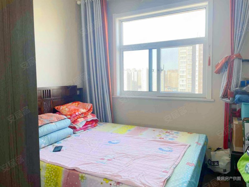 正南朝向 精装好房,馥桂园铂峰二手房,249万,4室2厅,1卫,132平米-西安