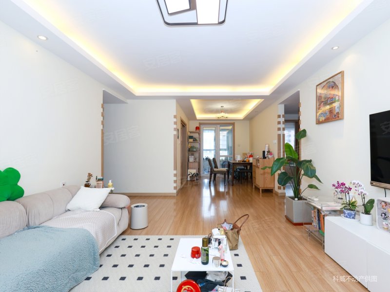 位置好精装修万科东郡大套三