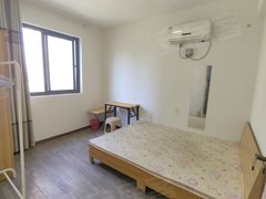 郑州高新区大学科技园西区单间可短租,月付,无中介费,主卧,独卫,次卧出租房源真实图片
