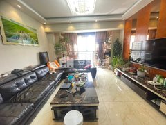 巴中巴州回风回风四中对面，家具家电齐全，拧包入住，方便停车，交通方便出租房源真实图片