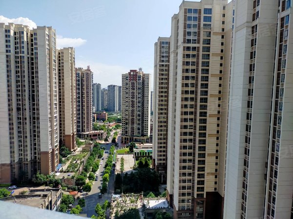 重庆长寿凤城街道寿城水岸(二期)古镇附近!