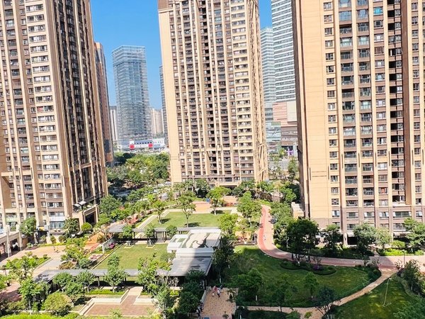 昆明官渡海伦国际海伦国际依云郡海伦国际依云郡 3室2厅2卫 拎包入住