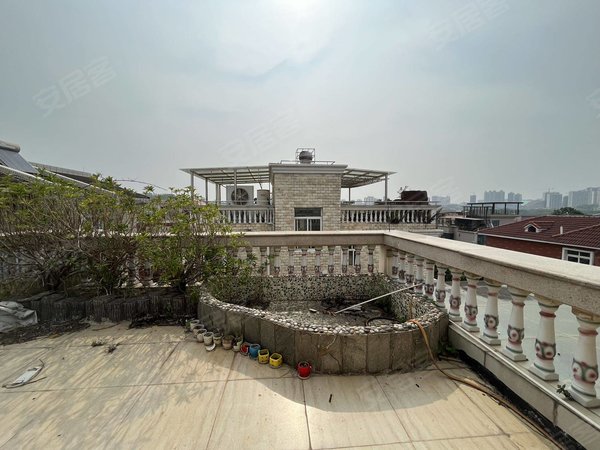 南宁青秀仙葫半岛别墅山庄(别墅)青秀区临江小区别墅出租,6000月停车