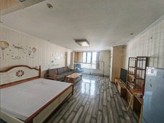 青岛即墨二十八中利群华邸公寓 1室0厅1卫出租房源真实图片