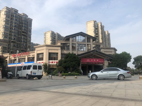 无锡锡山安镇碧桂园领誉碧桂园三期(领誉) 2室2厅1卫 88平 电梯房 精