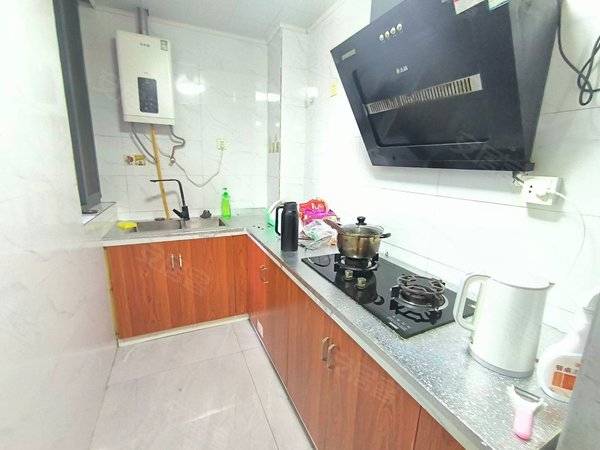 苏州常熟万达广场怡馨佳苑怡馨家园 精装两房两厅一卫 采光好 拎包