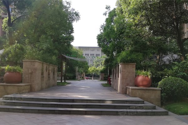 东方天郡(东区)怎么样,东方天郡(东区)周边房产中介经纪人评价-南京