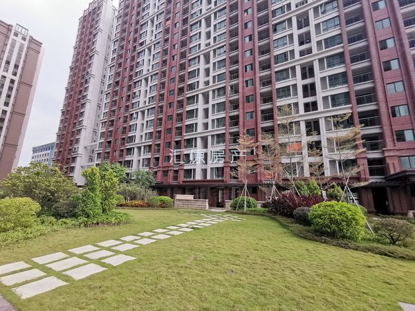 汕头龙湖高新区新华禧广场新华禧广场 一房一厅 豪华装修头次出租 有