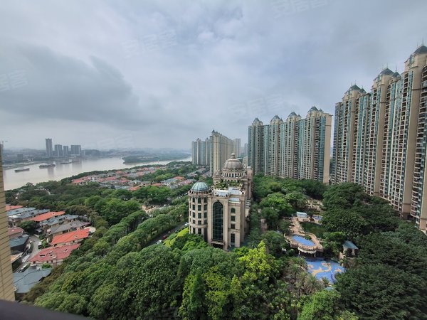 广州白云金沙洲恒大御景半岛恒大御景半岛 3室2厅1卫 东南向高层 一线