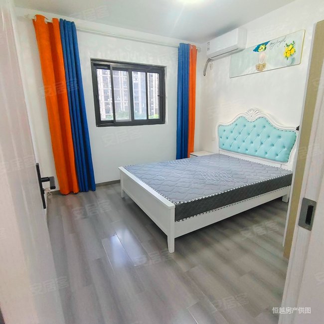 太湖颐景大三房 房东定好房子了 急售急售 家具家电齐全