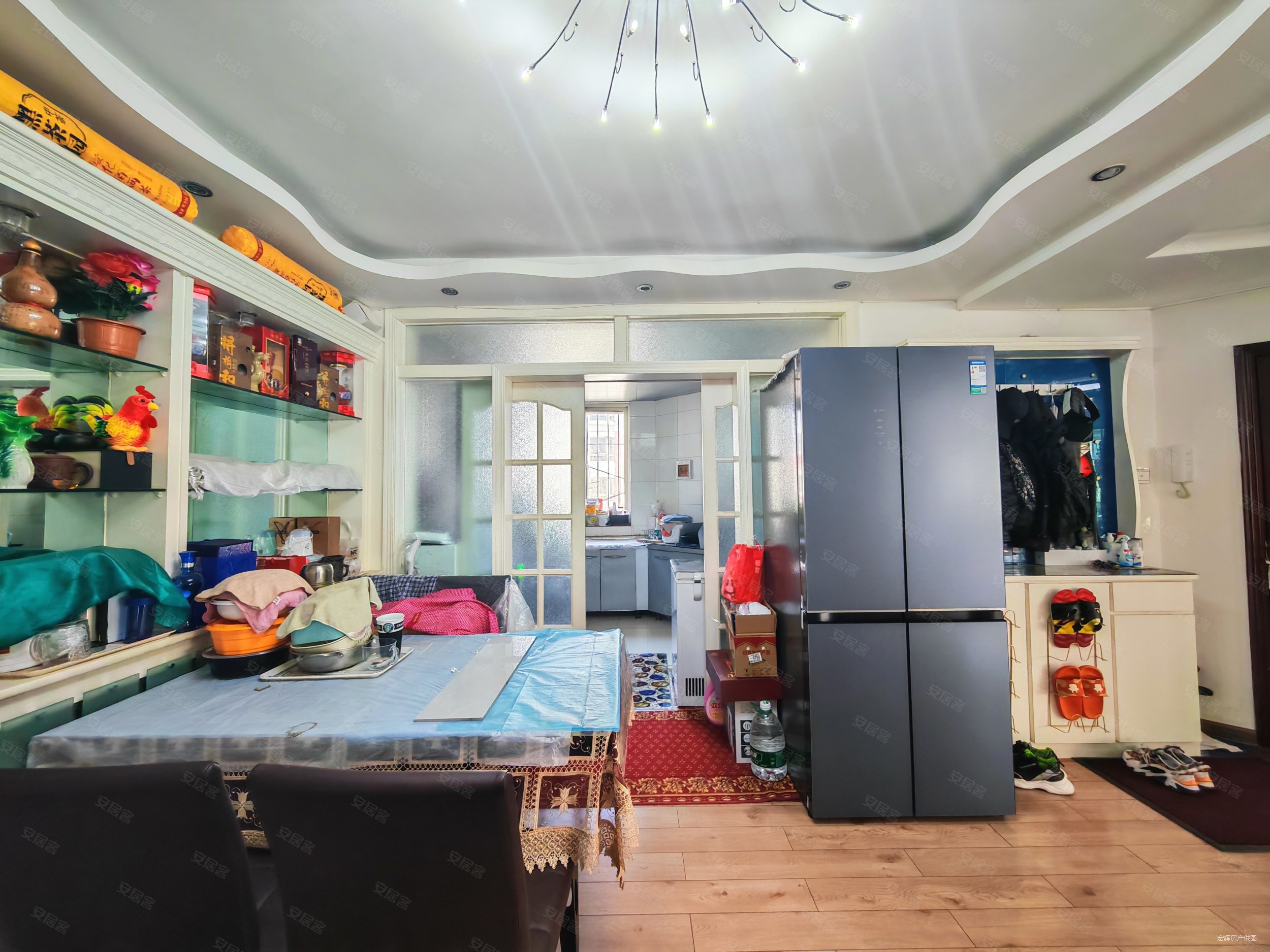 龙源叠翠3室2厅2卫147.81㎡南北76万