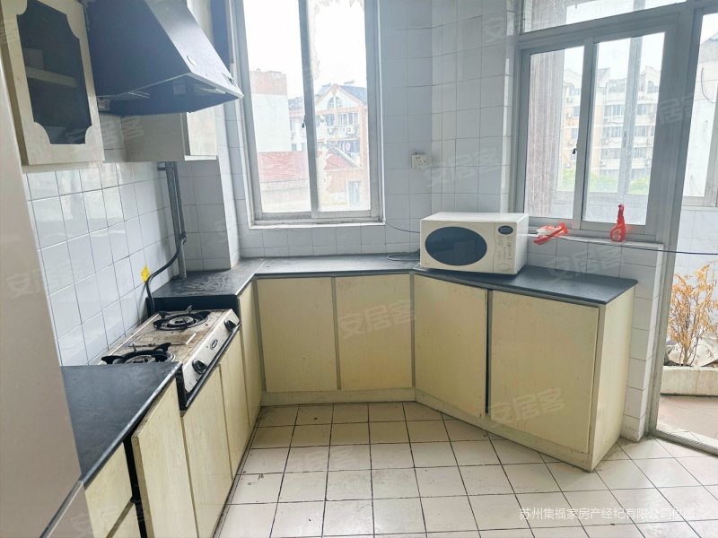 馨泰花园地铁口配套齐全低总价三房看房有钥匙急售价格可刀