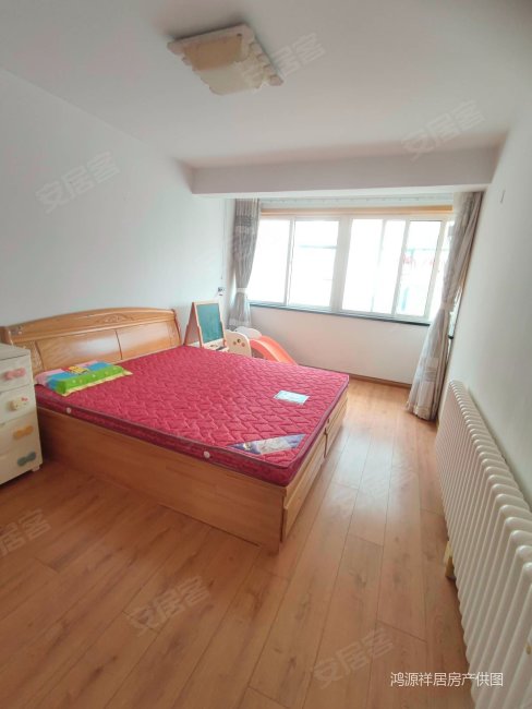 1号地铁口附近兴华苑大套二急售