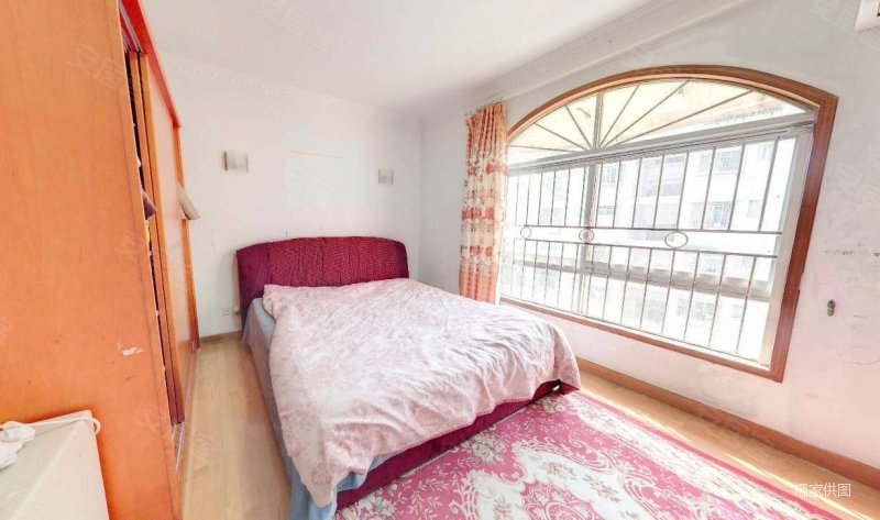 带电梯 近地铁 南北通透 满五 双卫 交通便捷 明厨明卫,龙园山庄二手