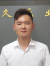杨九龙