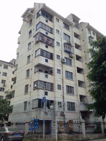 翠湖新城 首付20万买楼中楼 赠送大露台 成熟小区 看房方便