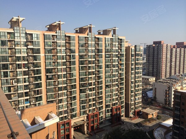 北京小区 石景山小区 杨庄小区 > 御景山小区  实景图 1/ 30 