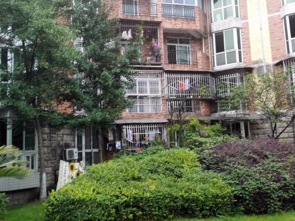 滨江花园(都江堰)