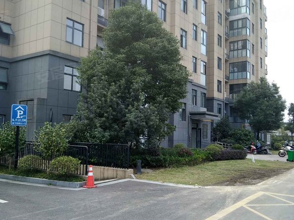 上海房产网>上海小区>上海周边小区>慈溪小区>梅林苑> 上海周边-慈溪