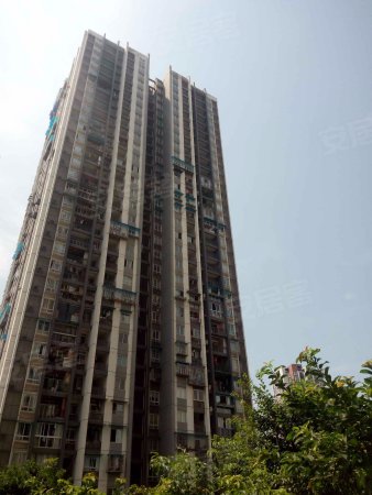 轻轨站旁光华可乐小镇精装精装大2房变3房带