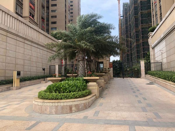 湛江小区 吴川小区 吴川城区小区 海逸半岛 实景图 1/ 20  &