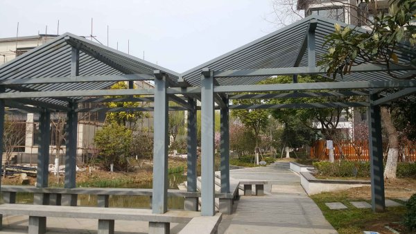 科技城西部生态城绿岛花园毛坯四房满两年,三开间朝南,花园洋房