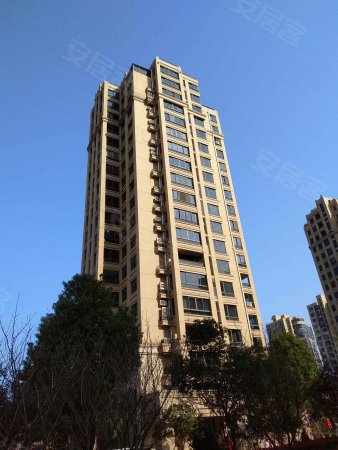 急卖临海古城街道耀达大厦写字楼 210平300万 高层急售