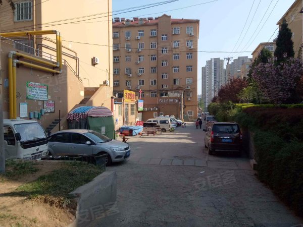 【李沧】李村万达旁紧挨李沧国税双南向套二厅